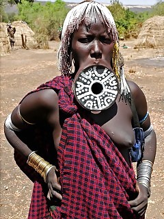 Shocking Africa Ebony Cougar